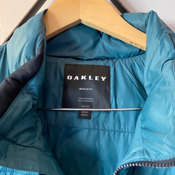 Oakley Green Quilted Puffer Jacket - NWT - Picture 4 of 5